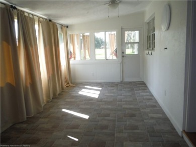 Beautifully maintained and updated 2BR 2BA Golf Course Villa on Golf Hammock Country Club in Florida - for sale on GolfHomes.com, golf home, golf lot