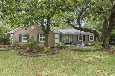 This beautiful 3BR/2BA home in the Pine Lakes area of Myrtle on Pine Lakes Country Club in South Carolina - for sale on GolfHomes.com, golf home, golf lot