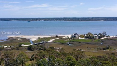 This lovely 3,213 sq ft 4BR/4BA coastal home is perfectly on Haig Point Golf Club in South Carolina - for sale on GolfHomes.com, golf home, golf lot