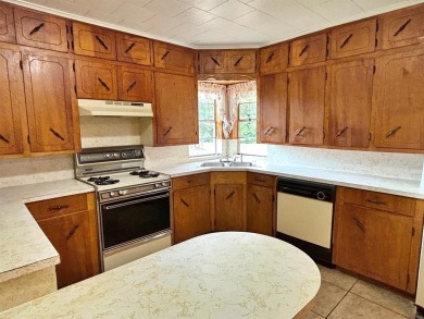 Looking for a great location with infinite possibilities, or on Mount Pleasant Country Club in Texas - for sale on GolfHomes.com, golf home, golf lot