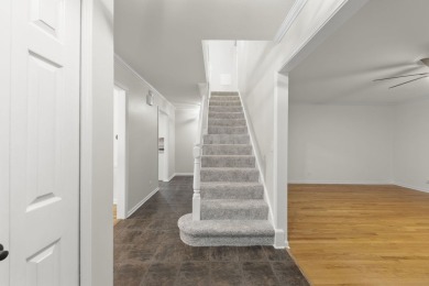Welcome to 541 Burning Tree Lane - Beautiful 2 story Colonial on Cress Creek Country Club in Illinois - for sale on GolfHomes.com, golf home, golf lot