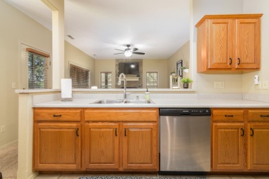 This spacious condo has a Great floorplan and a Garage! View the on Ledgestone Country Club and Golf Course in Missouri - for sale on GolfHomes.com, golf home, golf lot