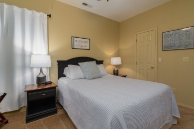 This spacious condo has a Great floorplan and a Garage! View the on Ledgestone Country Club and Golf Course in Missouri - for sale on GolfHomes.com, golf home, golf lot