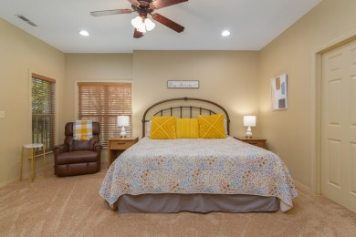 This spacious condo has a Great floorplan and a Garage! View the on Ledgestone Country Club and Golf Course in Missouri - for sale on GolfHomes.com, golf home, golf lot