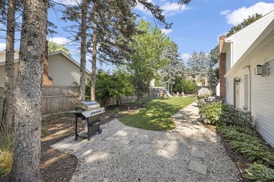 Welcome to 541 Burning Tree Lane - Beautiful 2 story Colonial on Cress Creek Country Club in Illinois - for sale on GolfHomes.com, golf home, golf lot