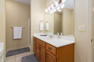 This spacious condo has a Great floorplan and a Garage! View the on Ledgestone Country Club and Golf Course in Missouri - for sale on GolfHomes.com, golf home, golf lot
