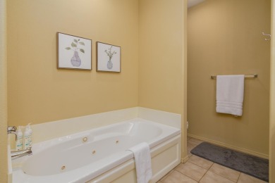 This spacious condo has a Great floorplan and a Garage! View the on Ledgestone Country Club and Golf Course in Missouri - for sale on GolfHomes.com, golf home, golf lot