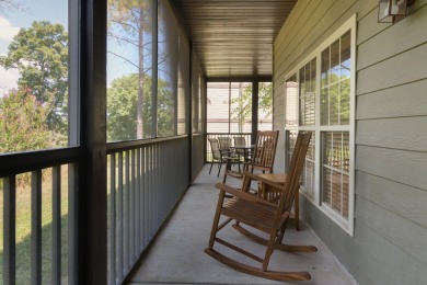 This spacious condo has a Great floorplan and a Garage! View the on Ledgestone Country Club and Golf Course in Missouri - for sale on GolfHomes.com, golf home, golf lot