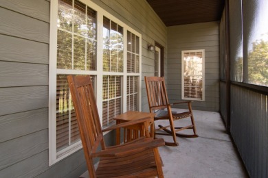 This spacious condo has a Great floorplan and a Garage! View the on Ledgestone Country Club and Golf Course in Missouri - for sale on GolfHomes.com, golf home, golf lot