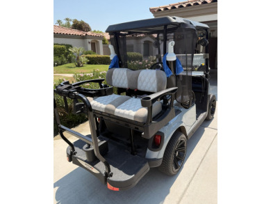 PRICE IMPROVEMENT! NEW PRICE INCLUDES GOLF CART. Welcome to PGA on PGA West Private Golf Courses in California - for sale on GolfHomes.com, golf home, golf lot