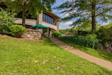This spacious condo has a Great floorplan and a Garage! View the on Ledgestone Country Club and Golf Course in Missouri - for sale on GolfHomes.com, golf home, golf lot