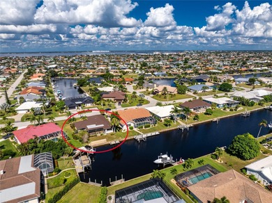 Waterfront home in Punta Gorda Isles! 3/2/2 split floorplan on Saint Andrews South Golf Club in Florida - for sale on GolfHomes.com, golf home, golf lot