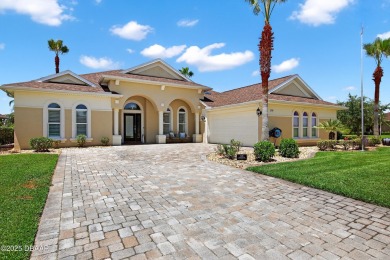 LAKE VIEWS o SCREENED POOL o BRAND NEW ROOF  AC o LOCATED IN on Venetian Bay Golf Course in Florida - for sale on GolfHomes.com, golf home, golf lot