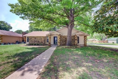 Wonderful Updated and remodeled home close to River Parks. Check on Southern Hills Country Club in Oklahoma - for sale on GolfHomes.com, golf home, golf lot