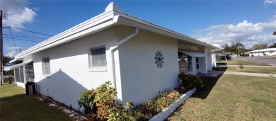 Under contract-accepting backup offers. This spacious home is on Mainlands Golf Club in Florida - for sale on GolfHomes.com, golf home, golf lot