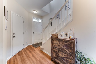 Beautiful two story town home with 2 spacious bedrooms, 2.5 on Broken Arrow Golf Club in Illinois - for sale on GolfHomes.com, golf home, golf lot