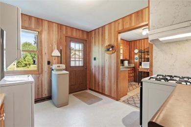 Experience Pelican Lake life at this furnished 2-bedroom on Deacons Lodge Golf Course in Minnesota - for sale on GolfHomes.com, golf home, golf lot