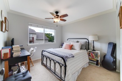 Beautiful two story town home with 2 spacious bedrooms, 2.5 on Broken Arrow Golf Club in Illinois - for sale on GolfHomes.com, golf home, golf lot
