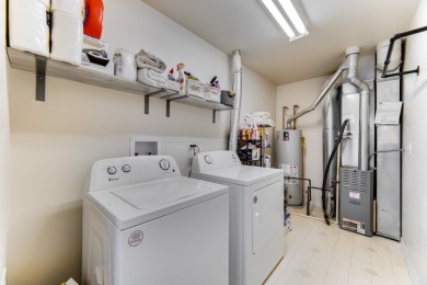Beautiful two story town home with 2 spacious bedrooms, 2.5 on Broken Arrow Golf Club in Illinois - for sale on GolfHomes.com, golf home, golf lot