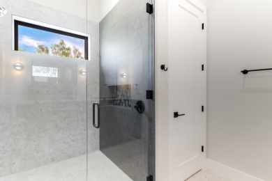 Welcome to 100 Spice Lily, an exceptional new construction home on Summit Rock Golf Course in Texas - for sale on GolfHomes.com, golf home, golf lot