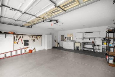 Well Maintained *Pecan* Model in Spruce Creek South - 55+ Gated on The Links of Spruce Creek in Florida - for sale on GolfHomes.com, golf home, golf lot