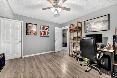 STUNNING END-UNIT TOWNHOME JUST MINUTES FROM LAKE WINDSOR, GOLF on Bella Vista Country Club - Berksdale in Arkansas - for sale on GolfHomes.com, golf home, golf lot