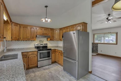 Welcome to this beautifully maintained 3-bedroom, 2-bath on Apple Valley Golf Course in Ohio - for sale on GolfHomes.com, golf home, golf lot