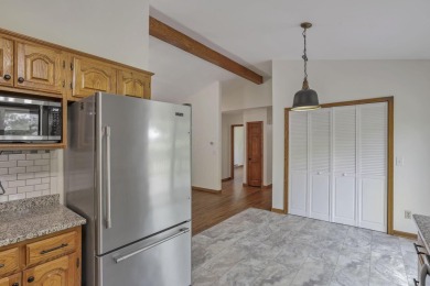Welcome to this beautifully maintained 3-bedroom, 2-bath on Apple Valley Golf Course in Ohio - for sale on GolfHomes.com, golf home, golf lot