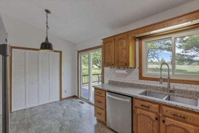 Welcome to this beautifully maintained 3-bedroom, 2-bath on Apple Valley Golf Course in Ohio - for sale on GolfHomes.com, golf home, golf lot