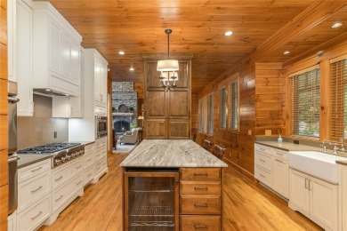 Spread your wings in this spacious post-and-beam home, located on Old Edwards Club in North Carolina - for sale on GolfHomes.com, golf home, golf lot