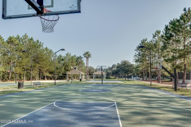 Check out this adorable unit in Lake Ridge North! With 1,296 on Golf Club At Fleming Island in Florida - for sale on GolfHomes.com, golf home, golf lot