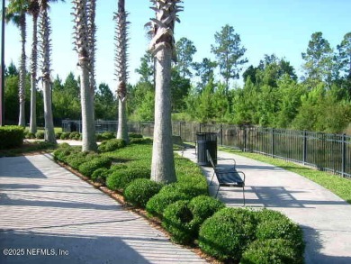 Check out this adorable unit in Lake Ridge North! With 1,296 on Golf Club At Fleming Island in Florida - for sale on GolfHomes.com, golf home, golf lot
