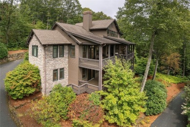 Spread your wings in this spacious post-and-beam home, located on Old Edwards Club in North Carolina - for sale on GolfHomes.com, golf home, golf lot