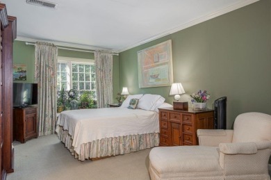 Wow! Buckheads Best Kept Secret - Cross Creek Condominiums - a on Cross Creek Golf Course in Georgia - for sale on GolfHomes.com, golf home, golf lot