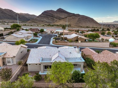 Beautifully remodeled home with 12 foot ceilings, open living on Highland Falls Golf Club in Nevada - for sale on GolfHomes.com, golf home, golf lot