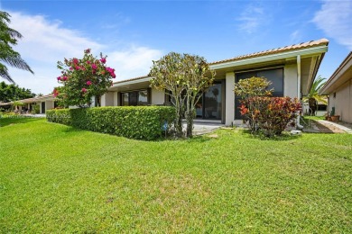 Fully renovated 2-bedroom, 2-bath home plus office/den located on The Club at Emerald Hills in Florida - for sale on GolfHomes.com, golf home, golf lot