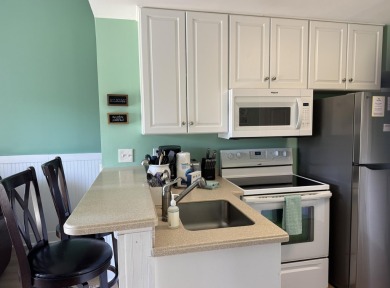 2 bedroom, 2 bath coastal furnished villa located on the upper on The Plantation Course At Edisto in South Carolina - for sale on GolfHomes.com, golf home, golf lot