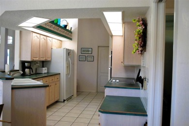 *For Sale: Stunning 1996-Built 3-Bedroom, 2-Bath Lakefront Home on Pinemoor West Golf Club in Florida - for sale on GolfHomes.com, golf home, golf lot