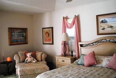 *For Sale: Stunning 1996-Built 3-Bedroom, 2-Bath Lakefront Home on Pinemoor West Golf Club in Florida - for sale on GolfHomes.com, golf home, golf lot