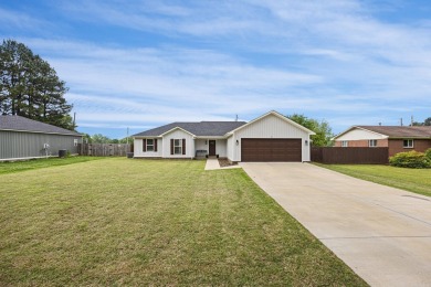 Stunning 1,511 sq ft home packed with luxury amenities! Just 3 on Galla Creek Golf Course in Arkansas - for sale on GolfHomes.com, golf home, golf lot