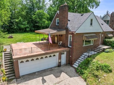 Charming 3-Bedroom Brick Cape Cod in Desirable Elizabeth Lake on Pontiac Country Club in Michigan - for sale on GolfHomes.com, golf home, golf lot