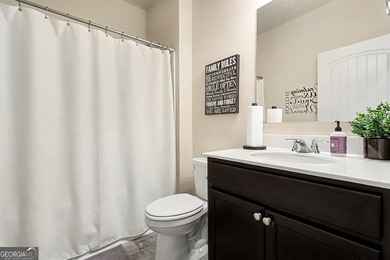 STUNNING 5BD/3BA HOME IN THE PRESTIGIOUS MIRROR LAKE GOLF on Mirror Lake Golf Club in Georgia - for sale on GolfHomes.com, golf home, golf lot