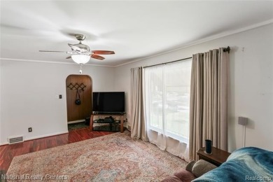 Charming 3-Bedroom Brick Cape Cod in Desirable Elizabeth Lake on Pontiac Country Club in Michigan - for sale on GolfHomes.com, golf home, golf lot