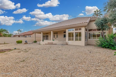 Beautiful Cottonwood model offering 2,164 sq ft with 2 bedrooms on Trail Ridge Golf Course in Arizona - for sale on GolfHomes.com, golf home, golf lot