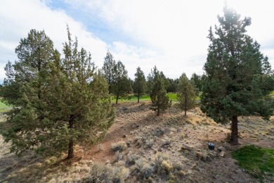 Turnkey three-bedroom, 2.5 bath townhome on the 2nd fairway of on Eagle Crest Golf Resort - Resort Course in Oregon - for sale on GolfHomes.com, golf home, golf lot