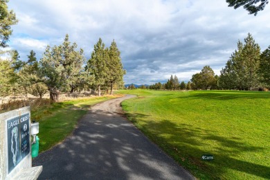 Turnkey three-bedroom, 2.5 bath townhome on the 2nd fairway of on Eagle Crest Golf Resort - Resort Course in Oregon - for sale on GolfHomes.com, golf home, golf lot