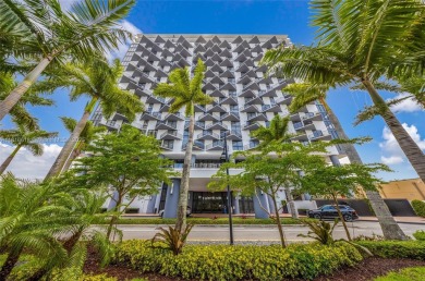 Corner 2 bed, 2 bath condo offering 1,067 sq/ft of bright, open on Doral Golf Resort in Florida - for sale on GolfHomes.com, golf home, golf lot