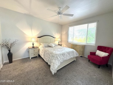 Beautiful recently upgraded 2-bed, 1-bath nuit in highly on The Foothills Golf Club in Arizona - for sale on GolfHomes.com, golf home, golf lot