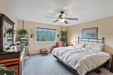 Gorgeous One owner Quality built Craftsman Rancher. Turn key on Eagle Ridge Golf Course in Washington - for sale on GolfHomes.com, golf home, golf lot