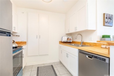 Renovated Penthouse Unit at Sun Hala with stunning views of on Ala Wai Golf Course in Hawaii - for sale on GolfHomes.com, golf home, golf lot